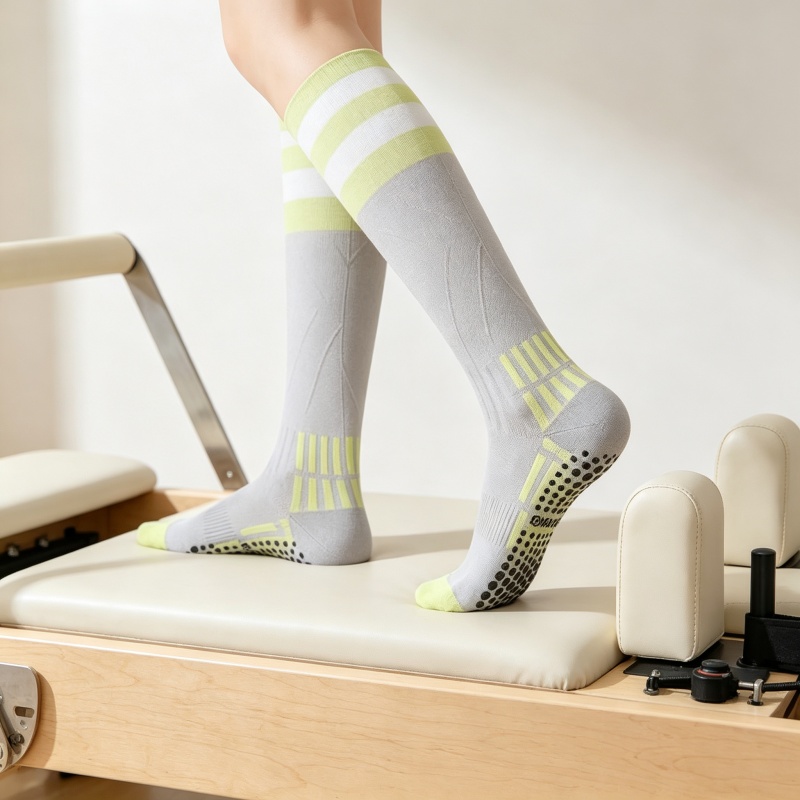 ถุงเท้าโยคะยาวถึงเข่าสำหรับผู้ - Medias Para Pilates Y Yoga บทวิจารณ์และราคา